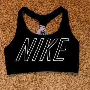 Sports bra